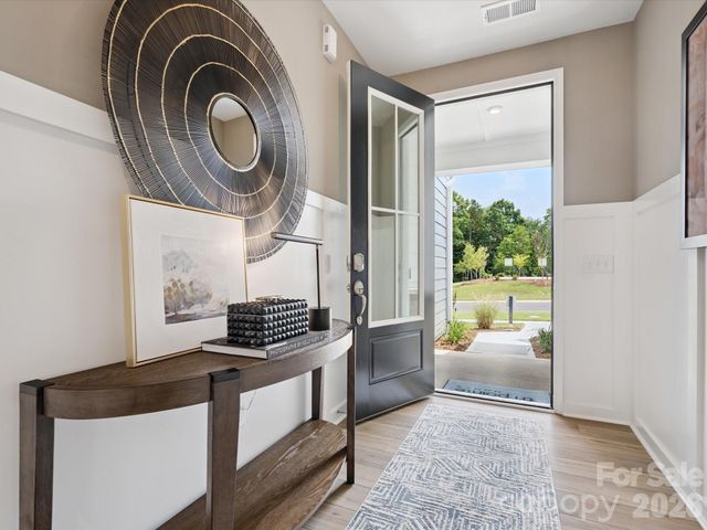 709 Bowery Place, Cramerton, NC 28032