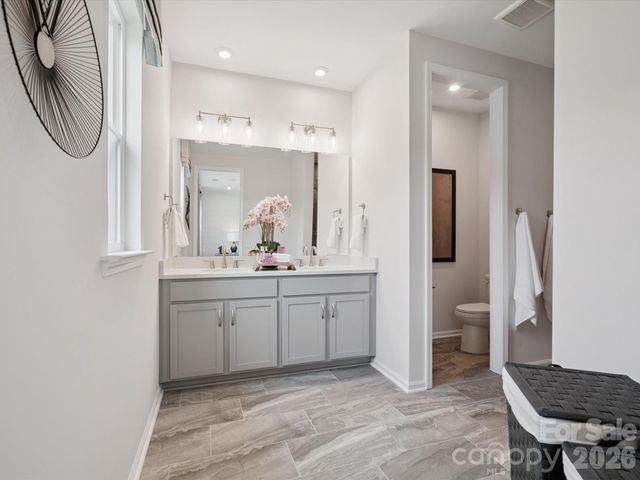 709 Bowery Place, Cramerton, NC 28032