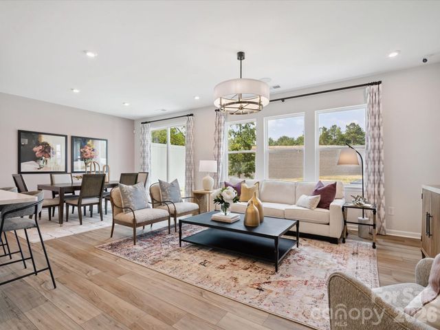 709 Bowery Place, Cramerton, NC 28032
