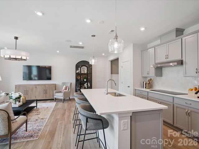 709 Bowery Place, Cramerton, NC 28032