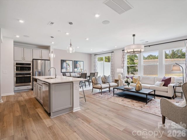 709 Bowery Place, Cramerton, NC 28032