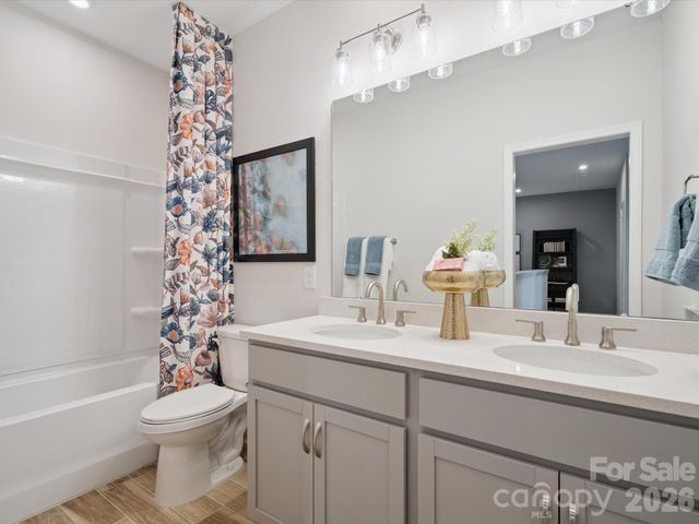 709 Bowery Place, Cramerton, NC 28032