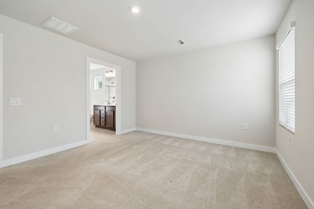 616 Streamview Dr, White House, TN 37188