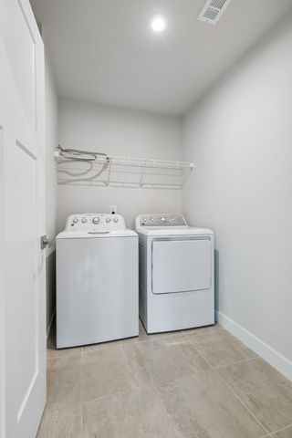 616 Streamview Dr, White House, TN 37188
