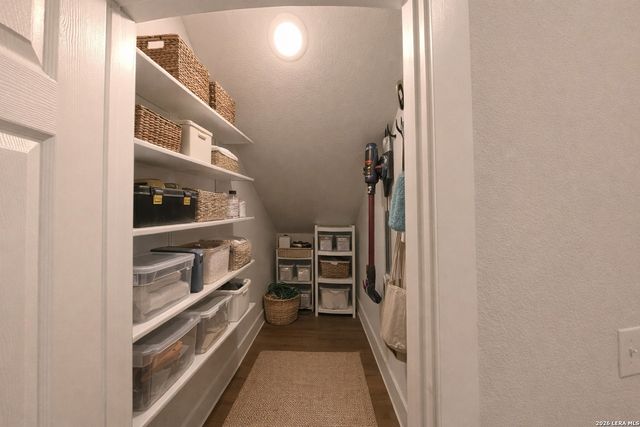 330 E Carson St Apt 3102, San Antonio, TX 78208