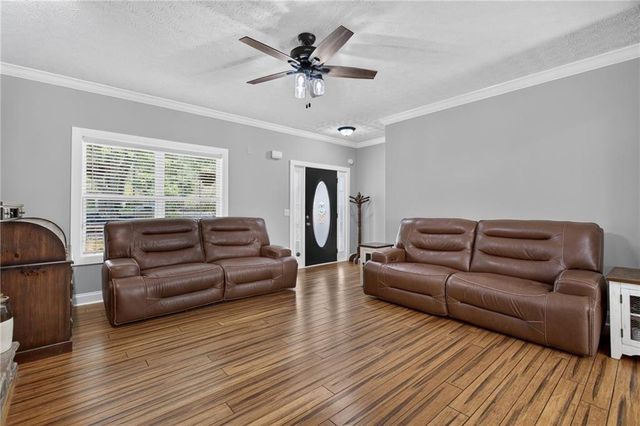 118 Nelson Oaks Drive, Ball Ground, GA 30107
