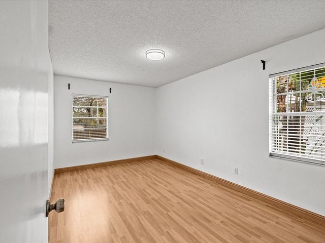 2113 W PERIO STREET, Tampa, FL 33612