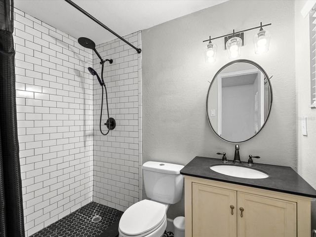 2113 W PERIO STREET, Tampa, FL 33612