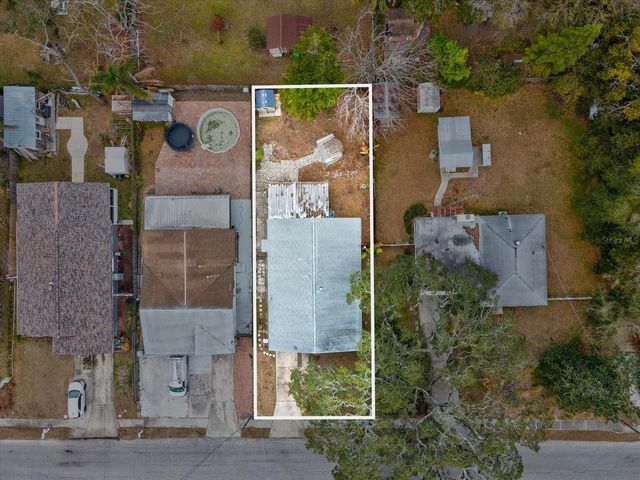2113 W PERIO STREET, Tampa, FL 33612