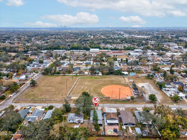 2113 W PERIO STREET, Tampa, FL 33612