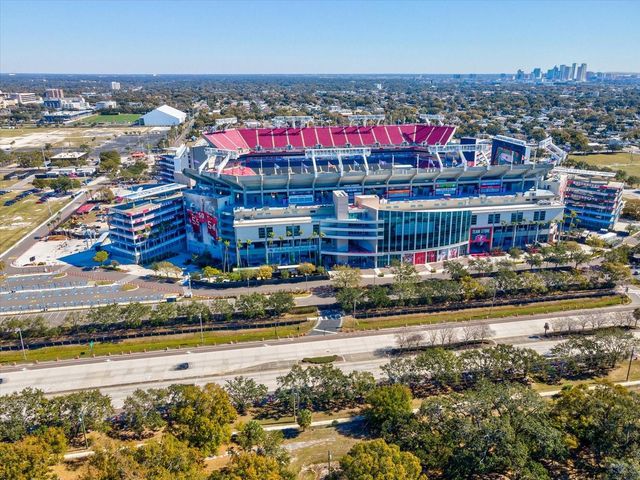 2113 W PERIO STREET, Tampa, FL 33612