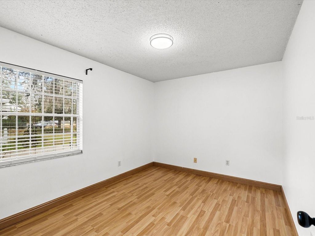 Image 16 of property listing at 2113 W PERIO STREET, Tampa, FL 33612