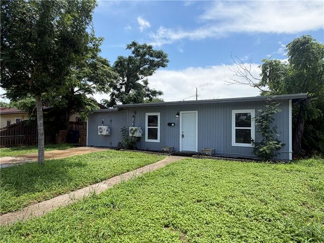 4942 Anthony St, Corpus Christi, TX 78415