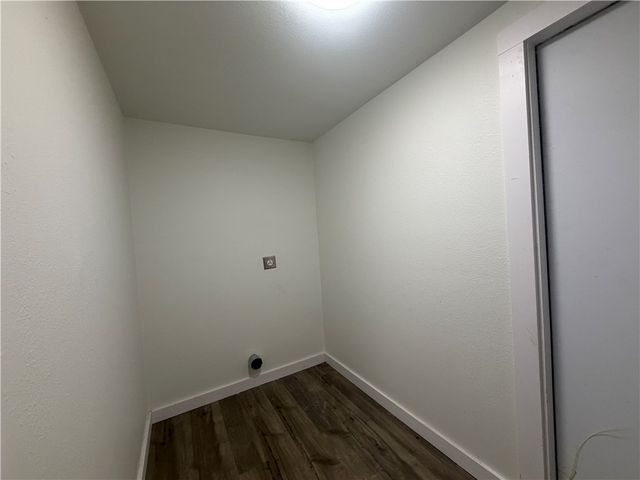 4942 Anthony St, Corpus Christi, TX 78415