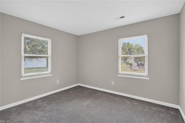 117 Jenness LN, Newport News, VA 23602