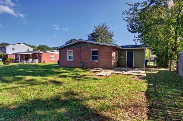 117 Jenness LN, Newport News, VA 23602