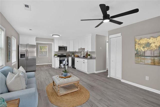 117 Jenness LN, Newport News, VA 23602