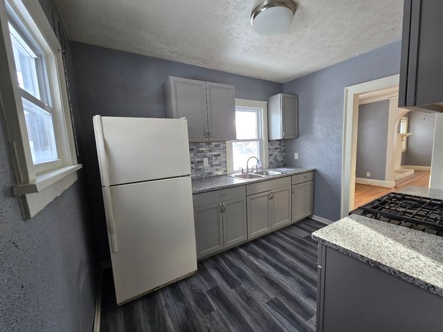 2103 N Court Street, Rockford, IL 61103