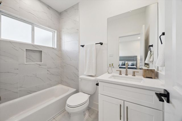 5632 Camino Encantado Drive, Houston, TX 77091