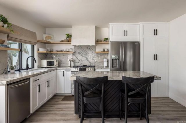 801 3 North Pacific St, Oceanside, CA 92054