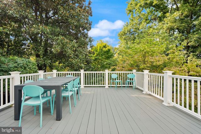 5246 LOUGHBORO RD NW, Washington, DC 20016
