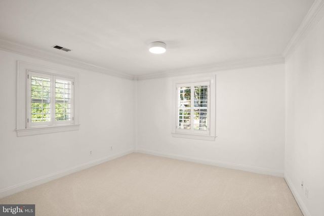 5246 LOUGHBORO RD NW, Washington, DC 20016