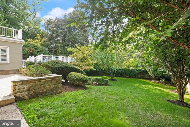 5246 LOUGHBORO RD NW, Washington, DC 20016
