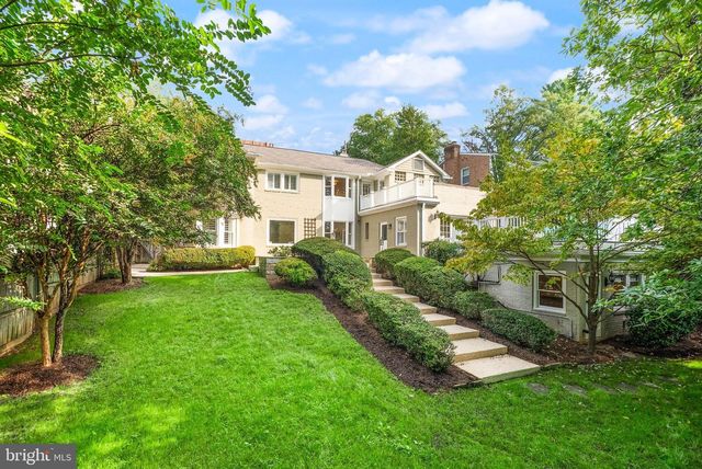 5246 LOUGHBORO RD NW, Washington, DC 20016