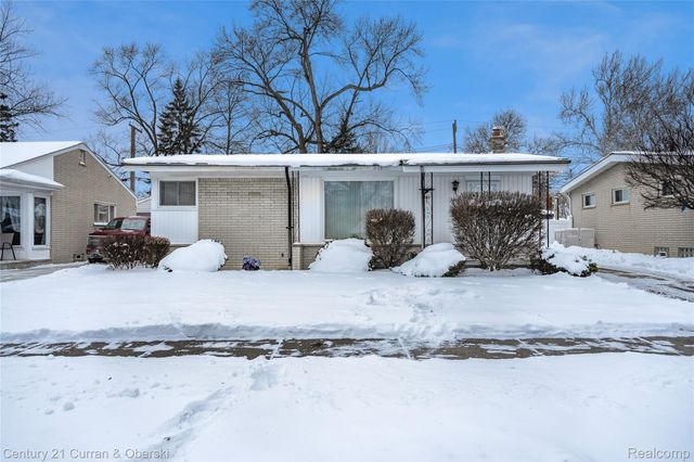 7479 N Charlesworth Street, Dearborn Heights, MI 48127