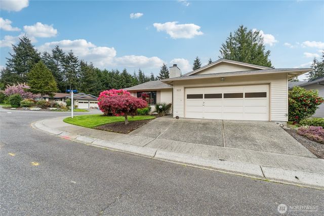 923 S 244th Place, Des Moines, WA 98198
