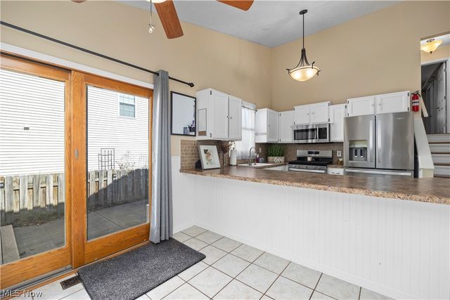 5943 Eastview Avenue, North Ridgeville, OH 44039