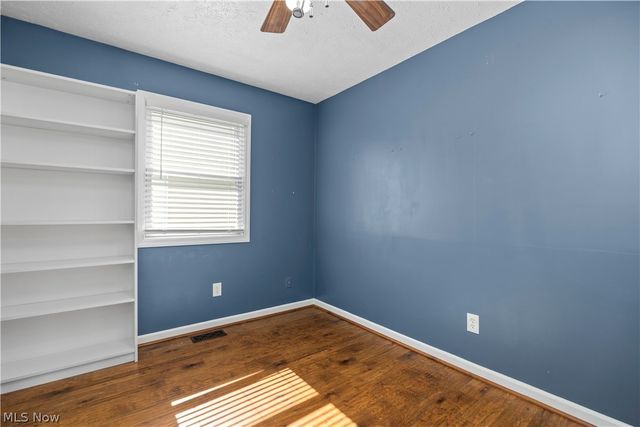 5943 Eastview Avenue, North Ridgeville, OH 44039