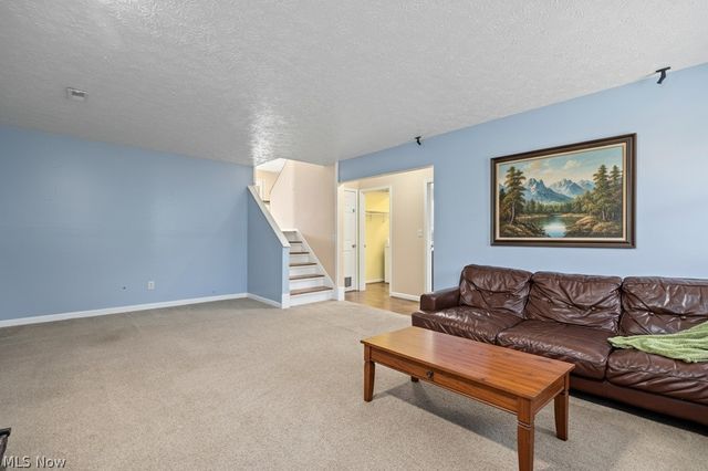 5943 Eastview Avenue, North Ridgeville, OH 44039