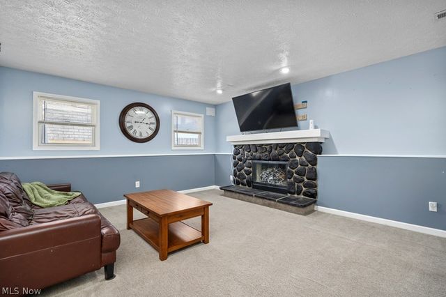 5943 Eastview Avenue, North Ridgeville, OH 44039