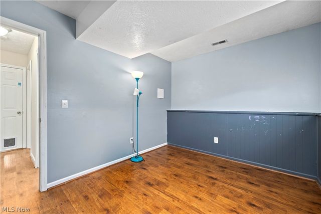 5943 Eastview Avenue, North Ridgeville, OH 44039