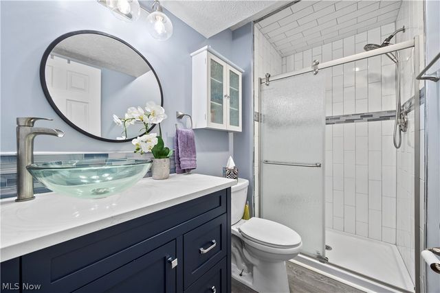 5943 Eastview Avenue, North Ridgeville, OH 44039