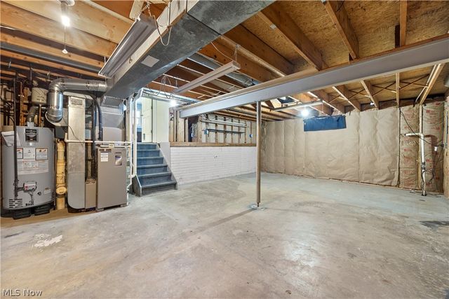 5943 Eastview Avenue, North Ridgeville, OH 44039