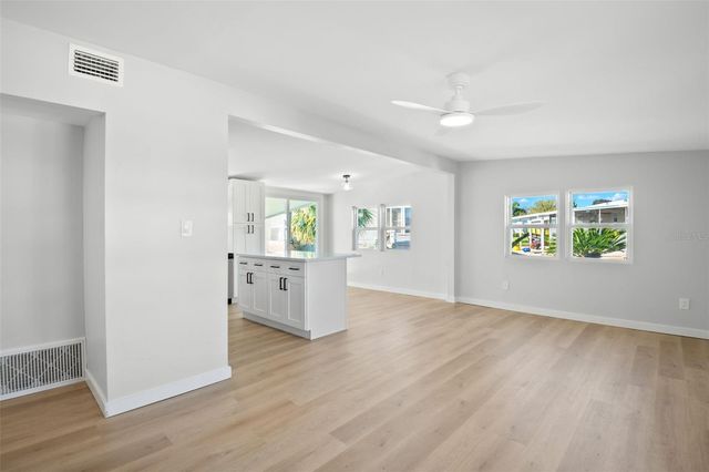 6823 MOUNT PLEASANT ROAD NE 37, St Petersburg, FL 33702