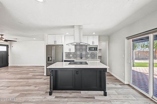 827 W ROMO JONES Street, Tempe, AZ 85281
