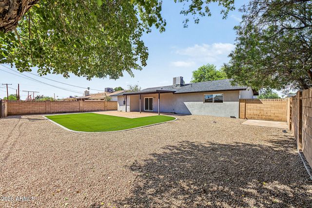 827 W ROMO JONES Street, Tempe, AZ 85281