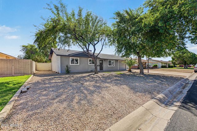 827 W ROMO JONES Street, Tempe, AZ 85281