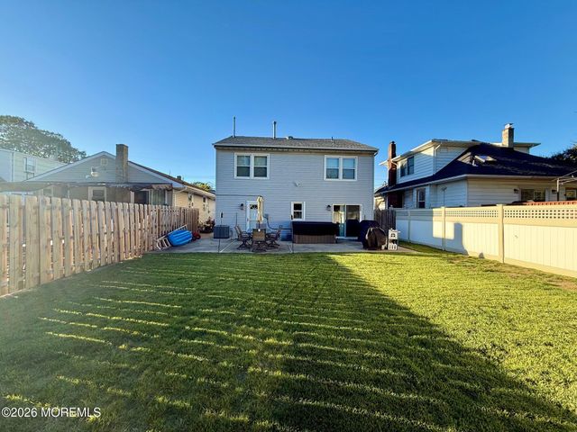 45 Pine Street, Keyport, NJ 07735