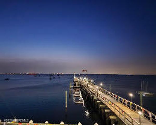 45 Pine Street, Keyport, NJ 07735