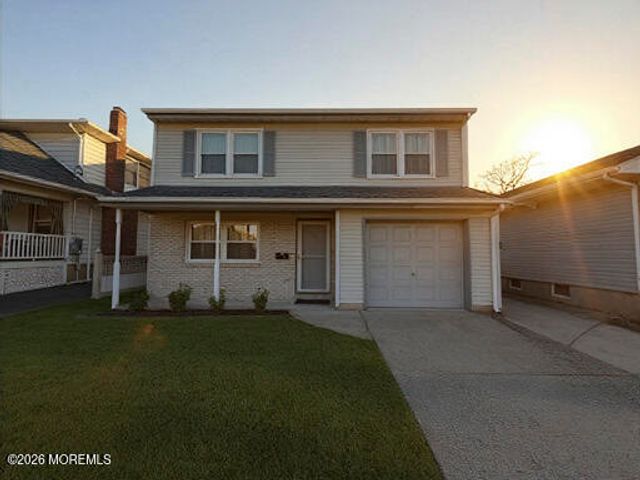 45 Pine Street, Keyport, NJ 07735
