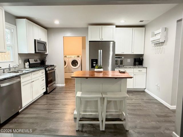45 Pine Street, Keyport, NJ 07735