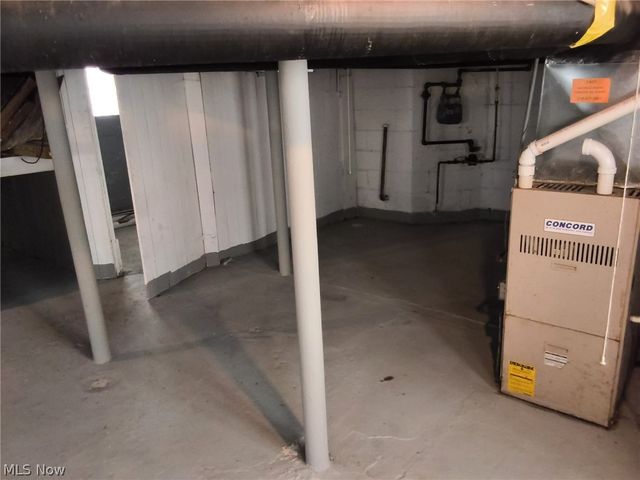 1653 Elberon Avenue, East Cleveland, OH 44112