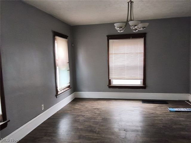 1653 Elberon Avenue, East Cleveland, OH 44112