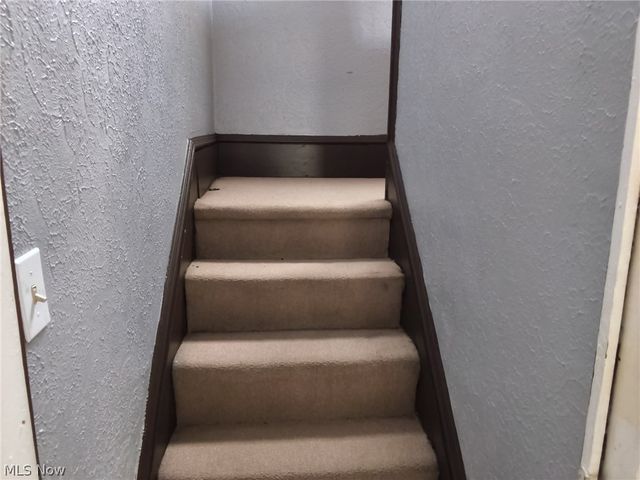 1653 Elberon Avenue, East Cleveland, OH 44112