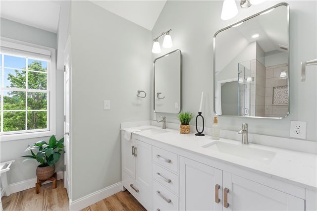 121 Windermere Ct, Peters Twp, PA 15317
