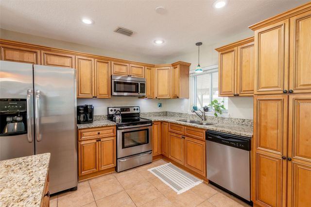 6348 115TH LANE, Seminole, FL 33772